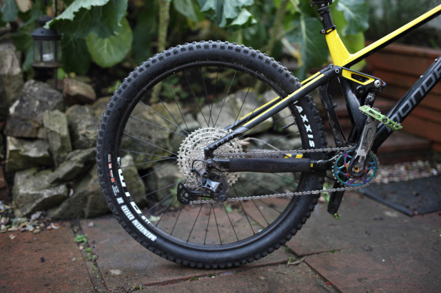 2021 mullet bike rear wheel.jpg