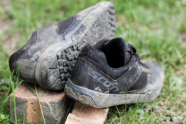 2021 scott MTB AR shoe logo.jpg