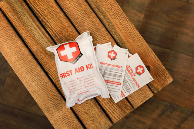 2021 sendhit first aid kit.jpg