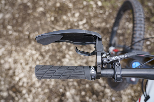 2021 sendhit nock handguard  top.jpg