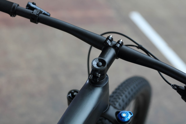2021 specialized epic comp first look stem.jpg