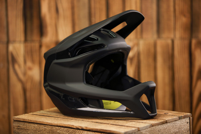 2021 specialized gambit 5ct.jpg