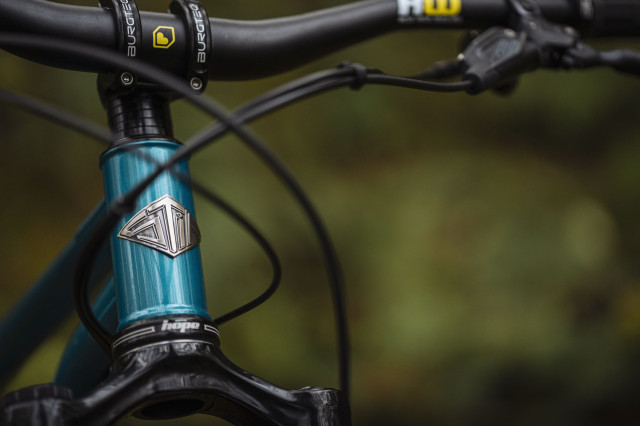 2021 stif squatch head tube.jpg