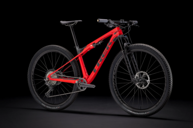 2021 trek supercaliber 9.8 XT + GX.png