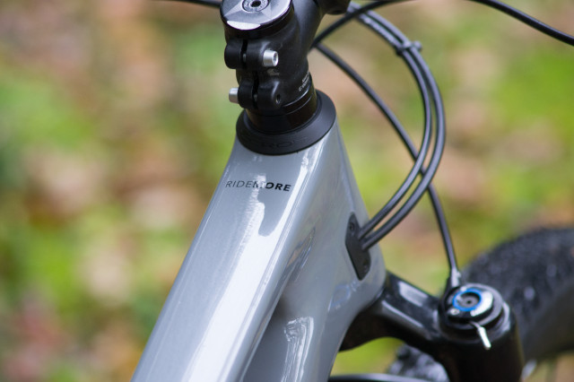 2021 vitus rapide fs cr top tube logo.jpg