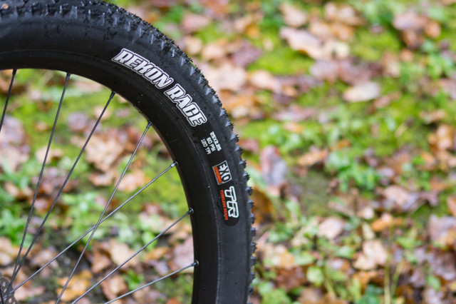 2021 vitus rapide fs cr tyre.jpg
