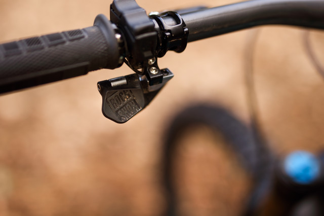 2021 yeti 160e t1 dropper lever.jpg