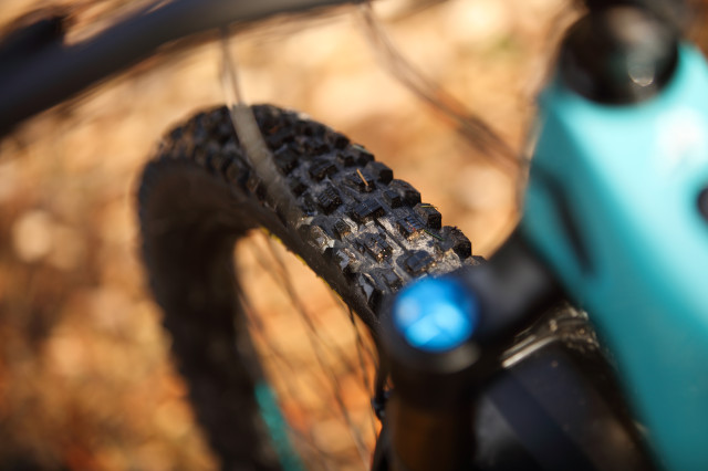 2021 yeti 160e t1 front tyre.jpg