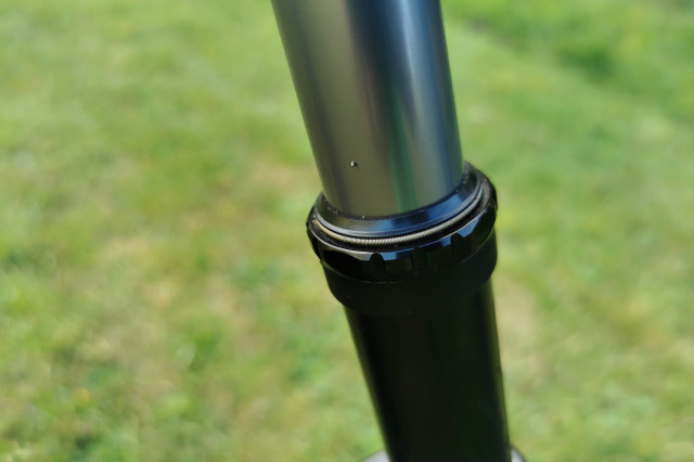 2021_PRO_Tharsis_3Five_seatpost_seal.jpg