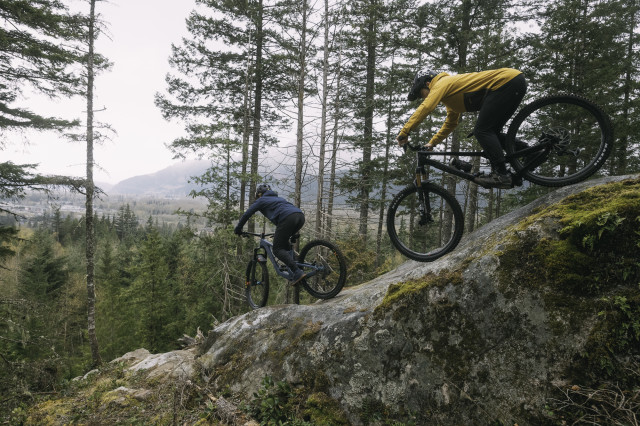 2022 7mesh WTV riding.jpg