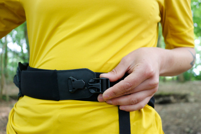 2022 Apidura Backcountry Hip Pack -6.jpg