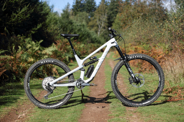 2022 Canyon spectral 29 cf 8 cllctv straight.jpg