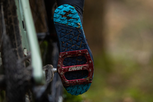 2022 Endura MT500 Burner flat mountain bike shoes 010.jpg