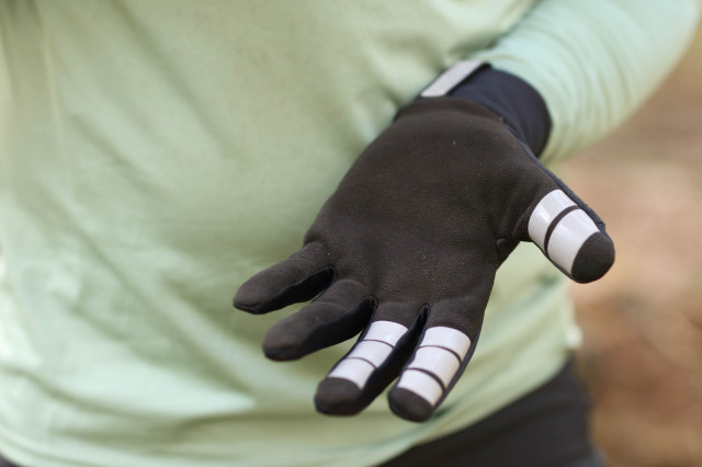 2022 Fox Defend Fire glove palm.jpg
