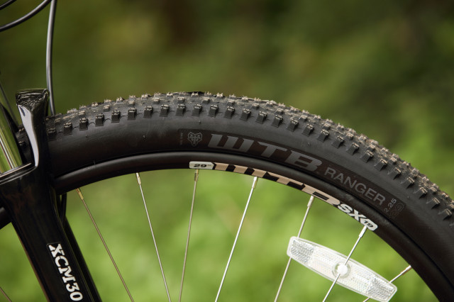 2022 GT Aggressor Elite front tyre.jpg