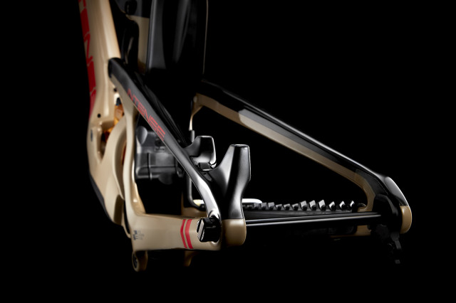 2022 INTENSE Tracer 279 EXT brake mount.jpg