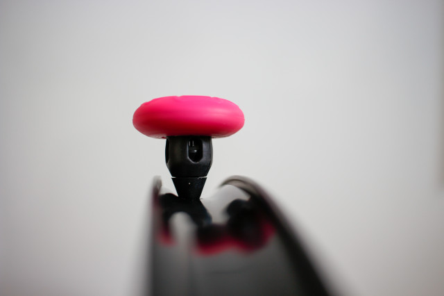 2022 Muc-off Stealth Tubeless Tag Holder-1.jpg