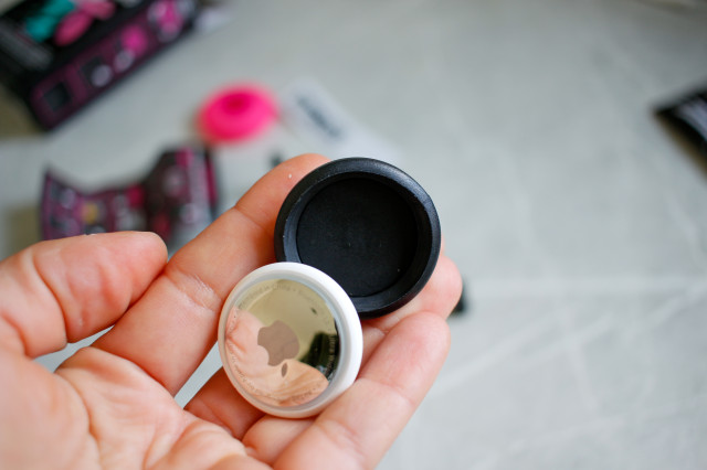2022 Muc-off Stealth Tubeless Tag Holder-5.jpg