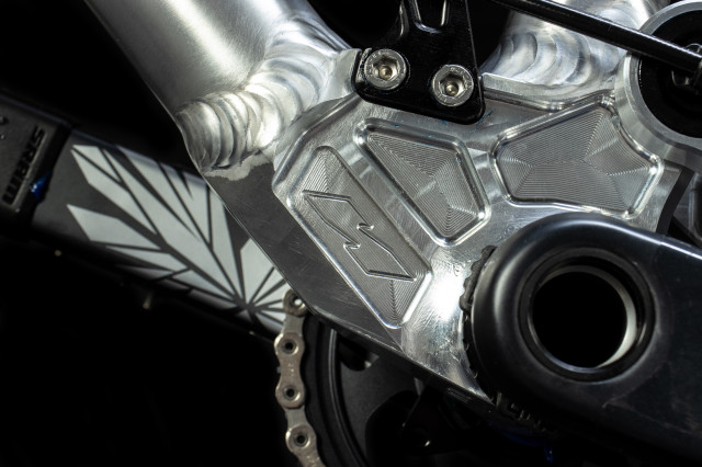 2022 Nicolai Saturn 16 bottom bracket.jpg