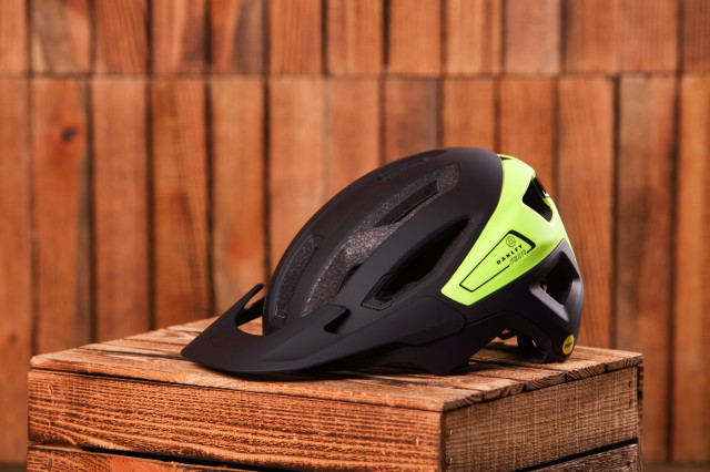 2022 Oakley drt3 5ct.jpg
