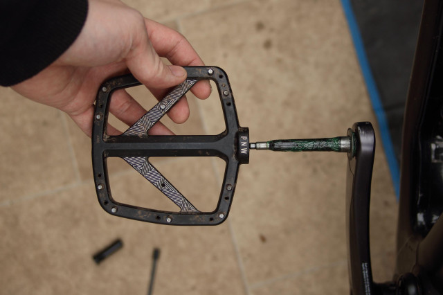 2022 PNW Loam pedal spindle.jpg