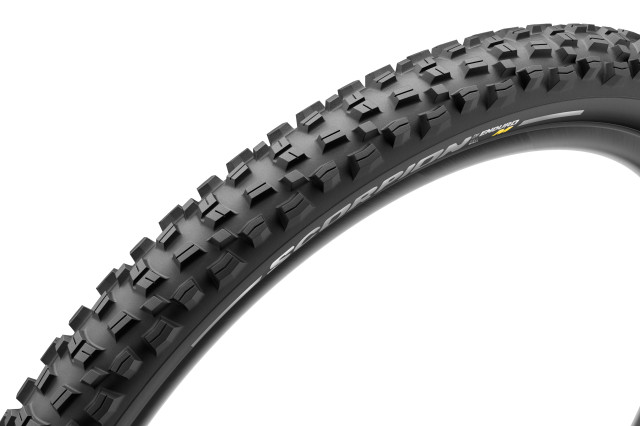 2022 Pirelli Scorpion - Enduro - M - PROWall - tread 1.jpg