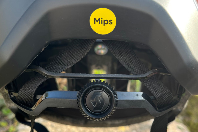 2022 Scott Argo MTB helmet Rhian Atherton mips.jpg