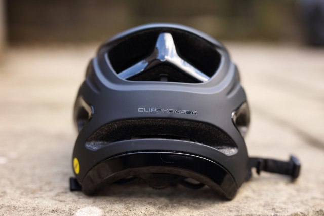 2022 abus cliffhanger mips rear.jpg
