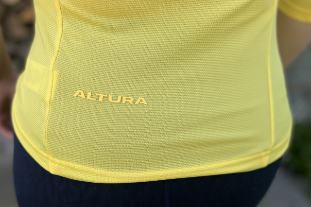 2022 altura kielder jersey back logo.jpg