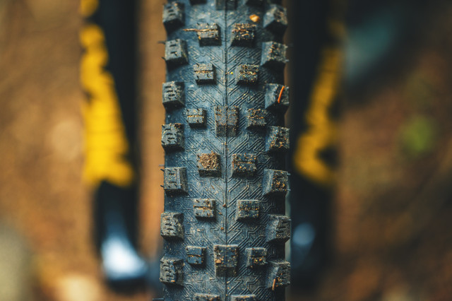 2022 american classic Vulcanite tread.jpg