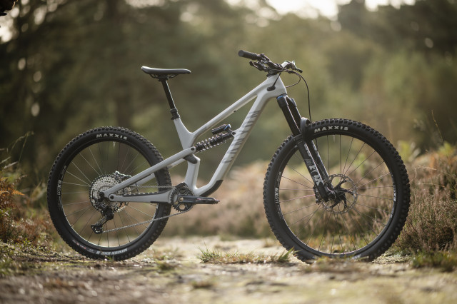 2022 canyon CF_8_CLLCTV_MULLET FULLBIKE Credit Roo Fowler.jpg