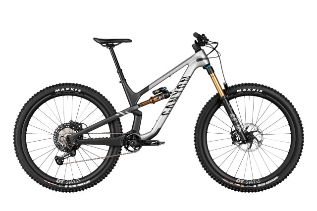 2022 canyon spectral cfr.jpg