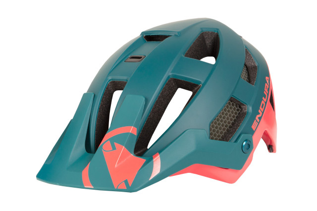 2022 endura SingleTrack Helmet_Front.jpg