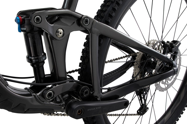 2022 giant Trance 29 rear.jpg