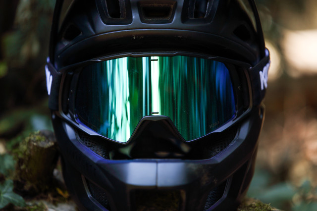 2022 kali protectives trinity goggle forward.jpg
