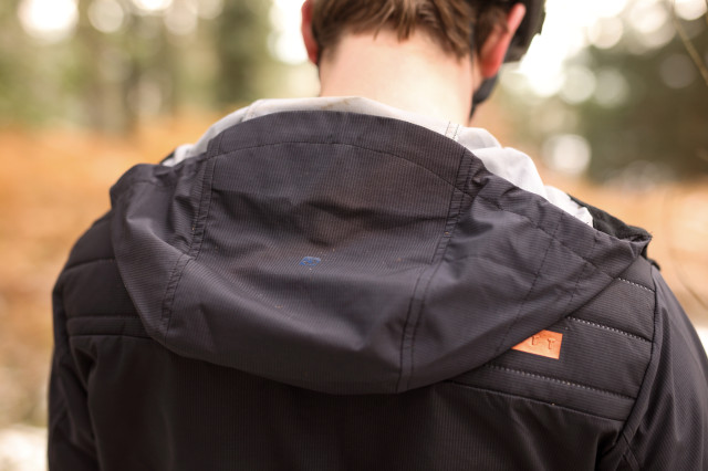 2022 leatt trail jacket mtb 3.0 hood down.jpg