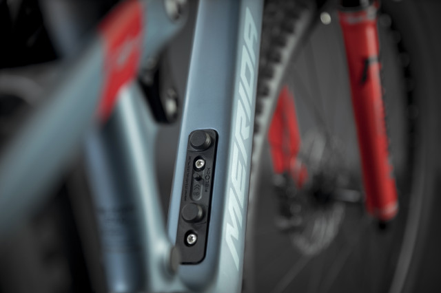 2022 merida one-forty fidlock.jpg