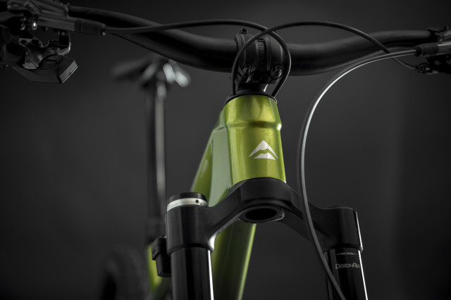 2022 merida one-seixty head tube.jpg