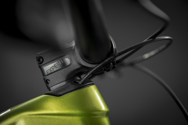 2022 merida one-sixty cables.jpg