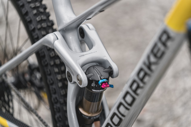 2022 mondraker raze rocker.jpg