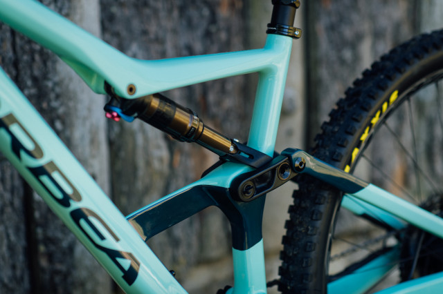 2022 orbea Occam M LTD linkage 2.jpg