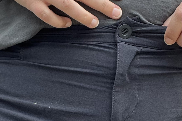 2022 pnw shuttle shorts women closure.jpg