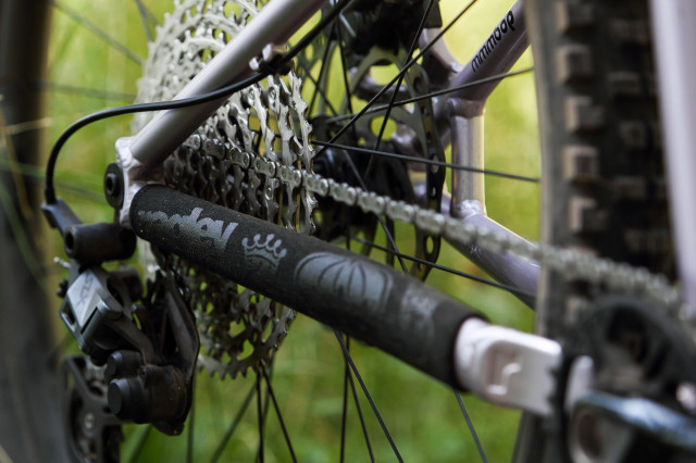 2022 ragley mmmbop 1.0 chainstay protect.jpg