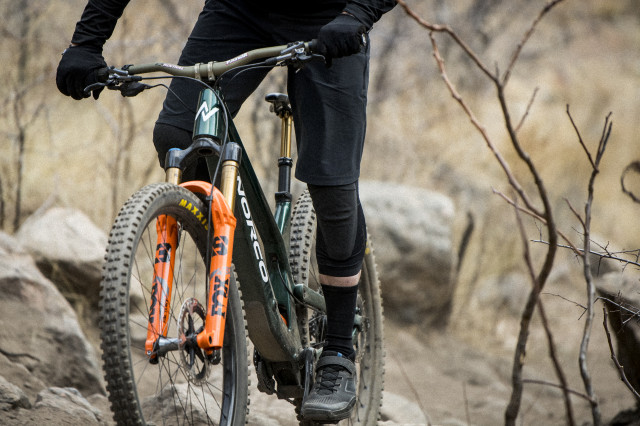 2022 rapha knee pads riding 1.jpg