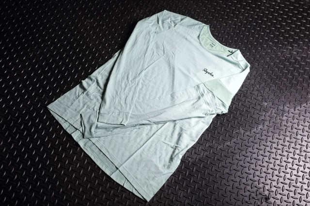 2022 rapha merino jersey.JPG