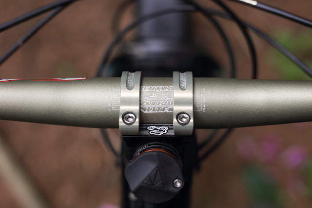 2022 renthal fatbar lite35 markings.jpg