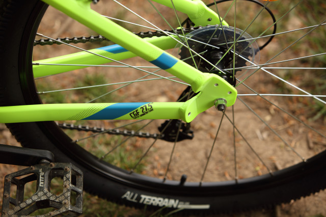 2022 rockrider st 100 rear axle.jpg