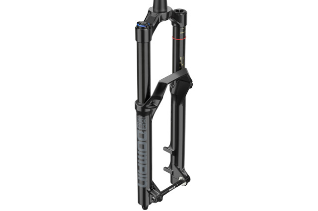 2022 rockshox domain studio 3q.png