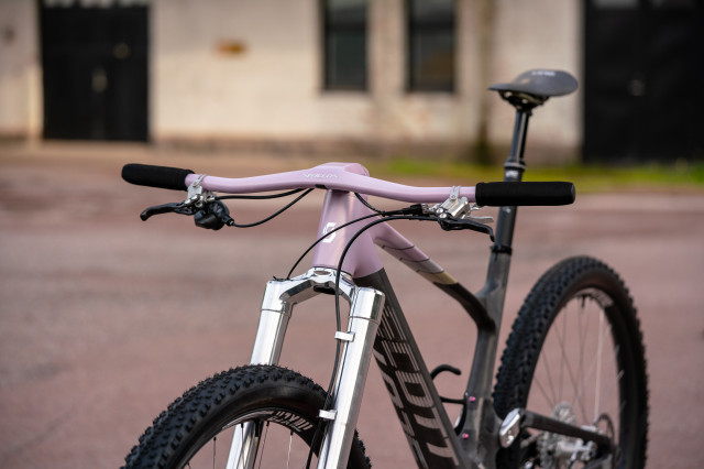 2022 scott dangerholm hypersonic spark RC 3q bar.jpg