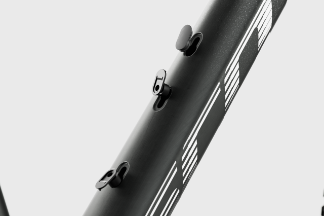2022 scott scale rc bottle mount.png